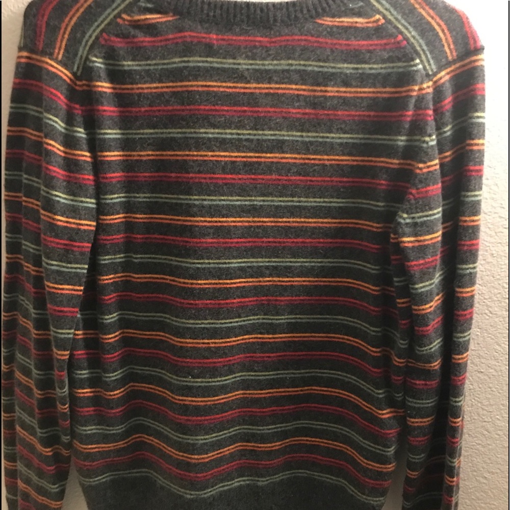 Eddie bower long sleeve v neck shirt